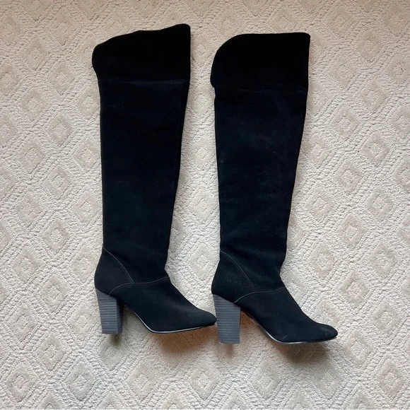 Kimchi Blue Shoes Over The Knee Suede Heeled Boots By Kimchi Blue Size 85 Poshmark